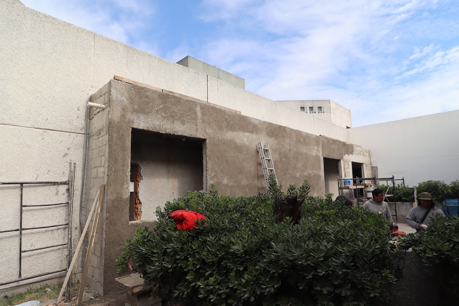 Featured image 1